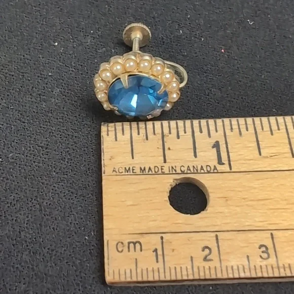 Vintage CORO Screwback Blue and Gold Tone Earrings - Picture 8 of 8